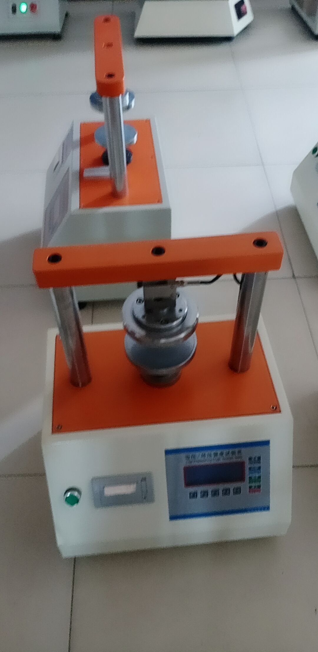 边压强度试验机操作指引